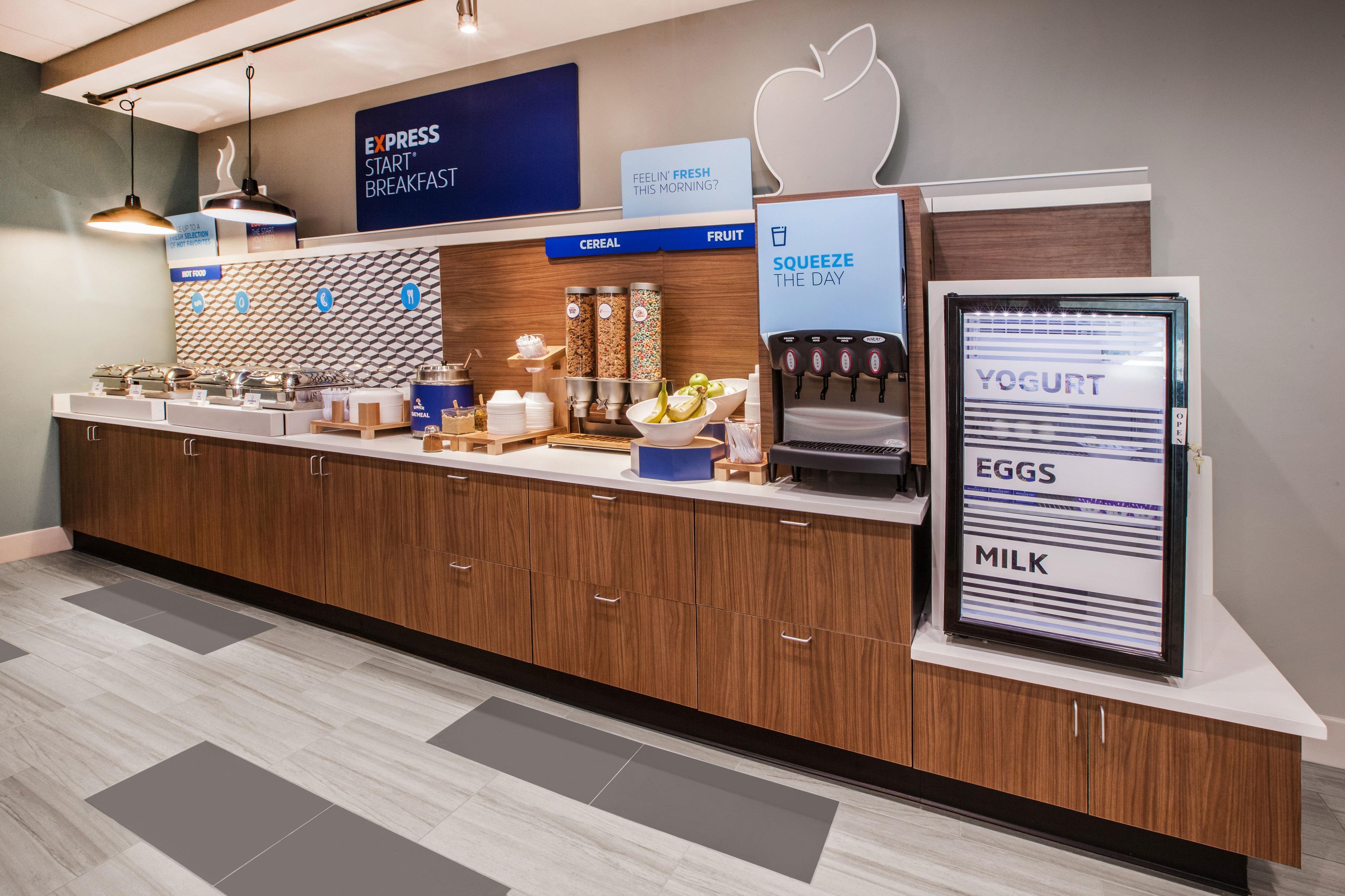 Holiday Inn Express Hotel & Suites Gainesville By Ihg Bagian luar foto