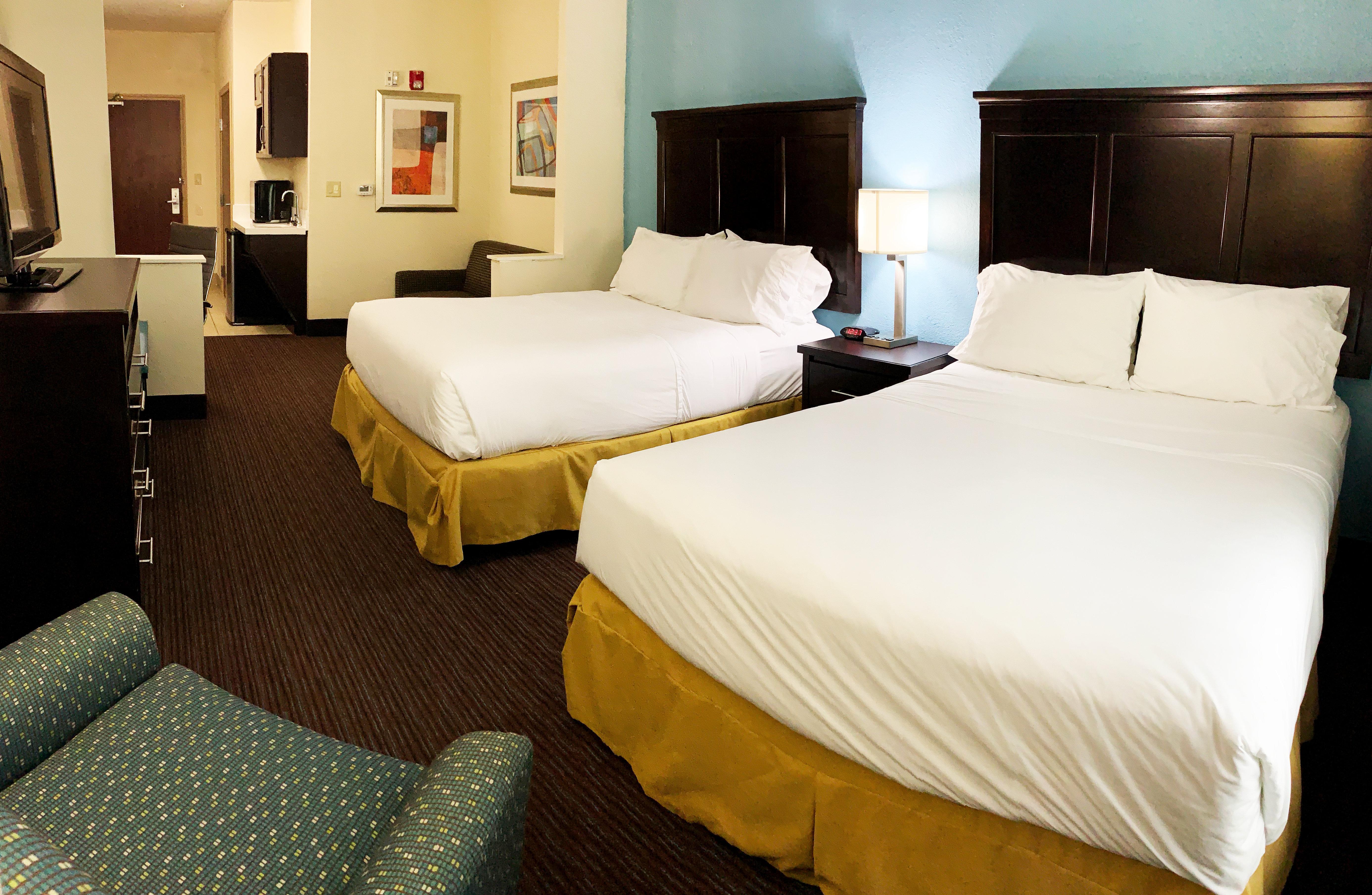 Holiday Inn Express Hotel & Suites Gainesville By Ihg Bagian luar foto